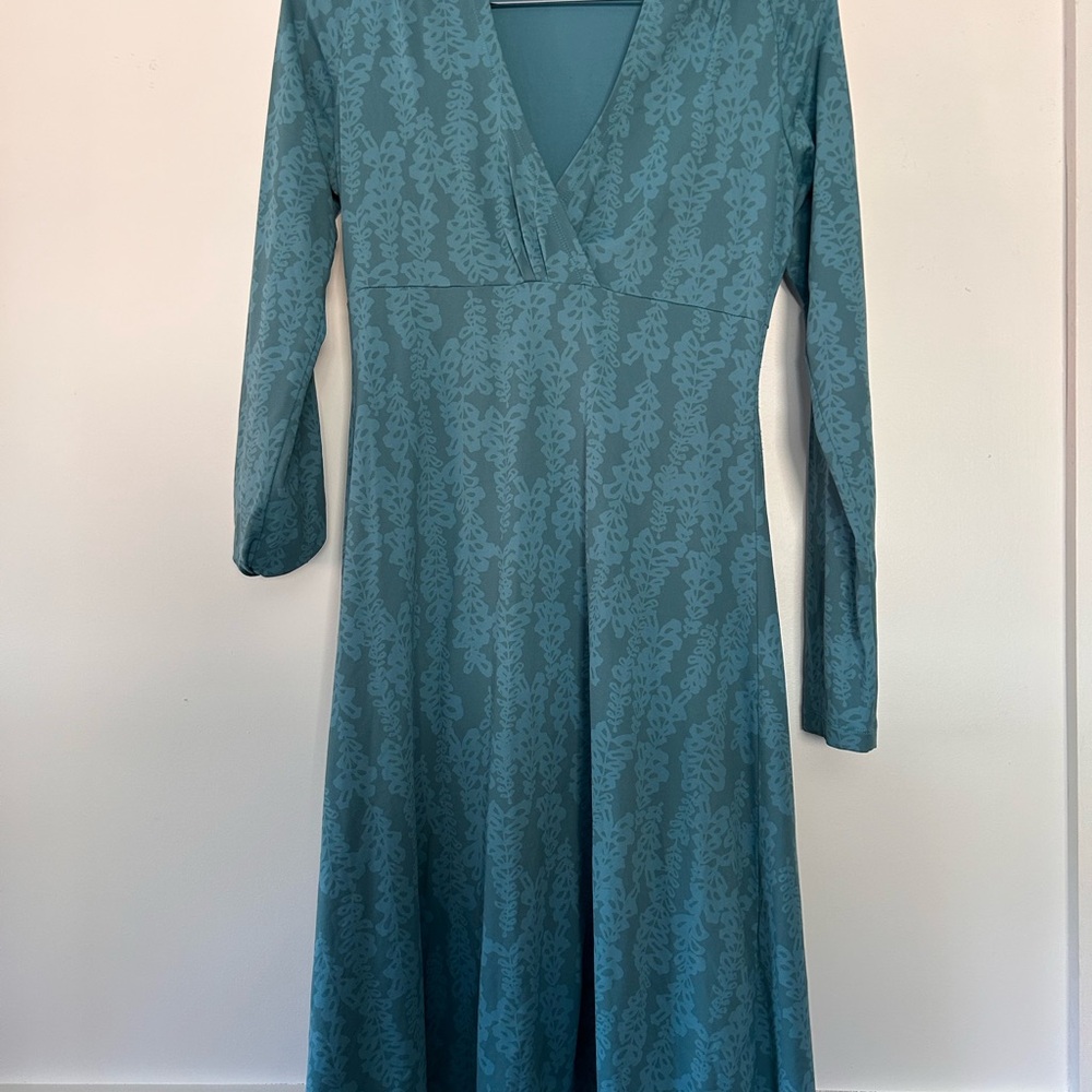 Patagonia Long Sleeve V-Neck Dress